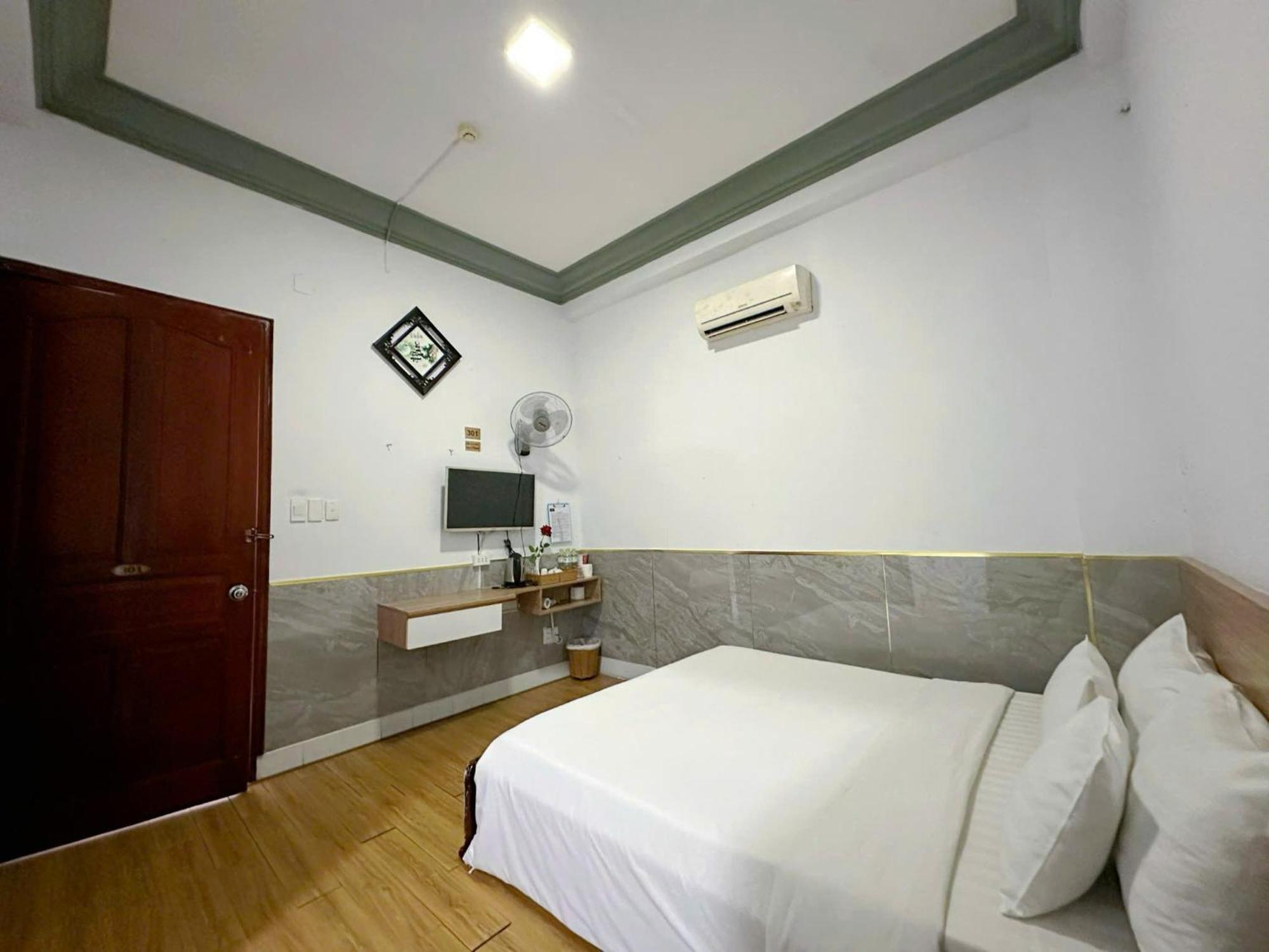H79 Hotel Ho Chi Minh City Exterior photo